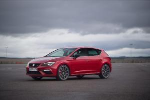 Seat Leon Cupra 300 2017 года (WW)